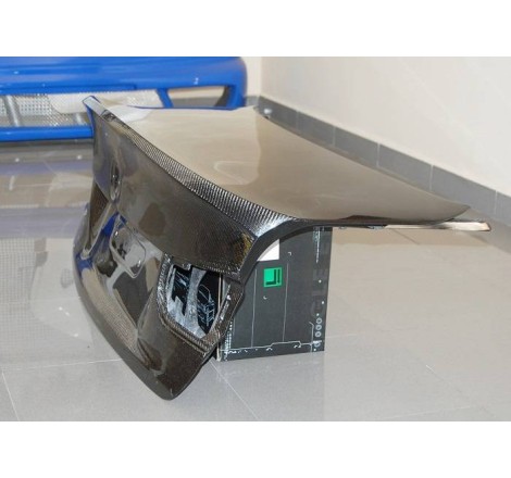 Portón Carbono BMW F30 / F80 CSL