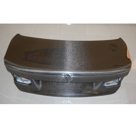 Portón Carbono BMW F30 / F80 CSL