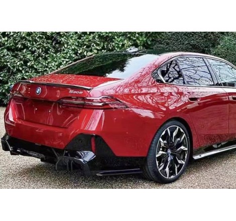 Kit De Carrocería BMW G60 / G61 Look M Performance Brillante Negro