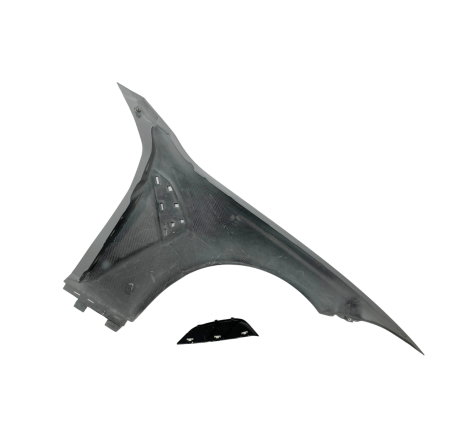 Aletas Delanteras BMW G22 / G23 Look M4 21-23 Carbono