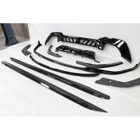 copy of Kit Estetici BMW G20 / G21 Look 340 M Performance Nero lucido