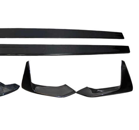 Kit Estetici BMW F82 Look M4 Carbonio